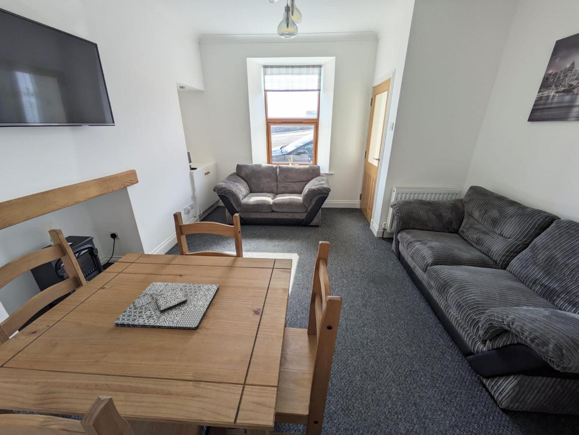 2 Bedroom Townhouse With Seaview On The Nc500 Wick Wick  Exterior foto